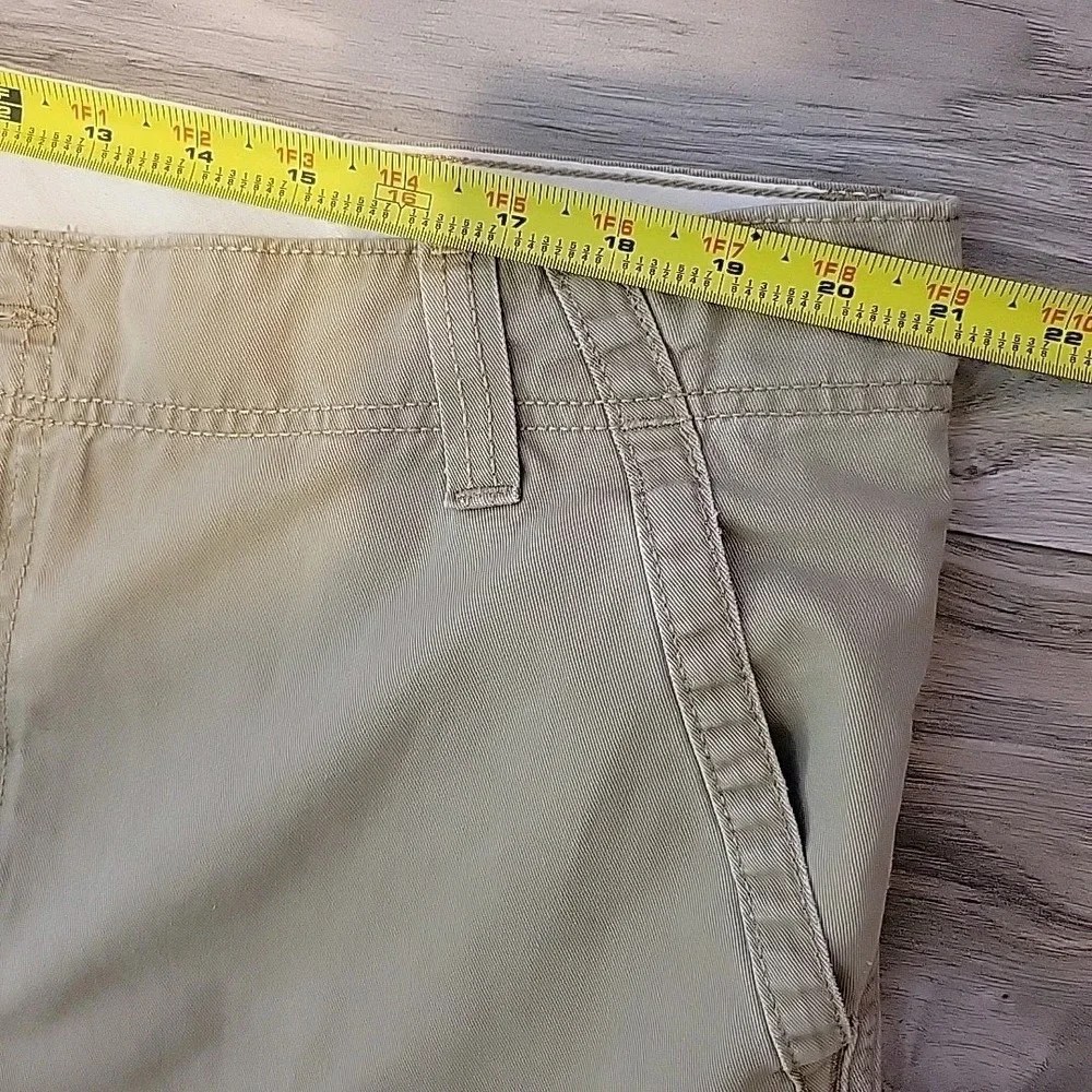 Levi's Cargo Shorts‎ Mens 42 Khaki Relaxed Baggy Flat Front 12